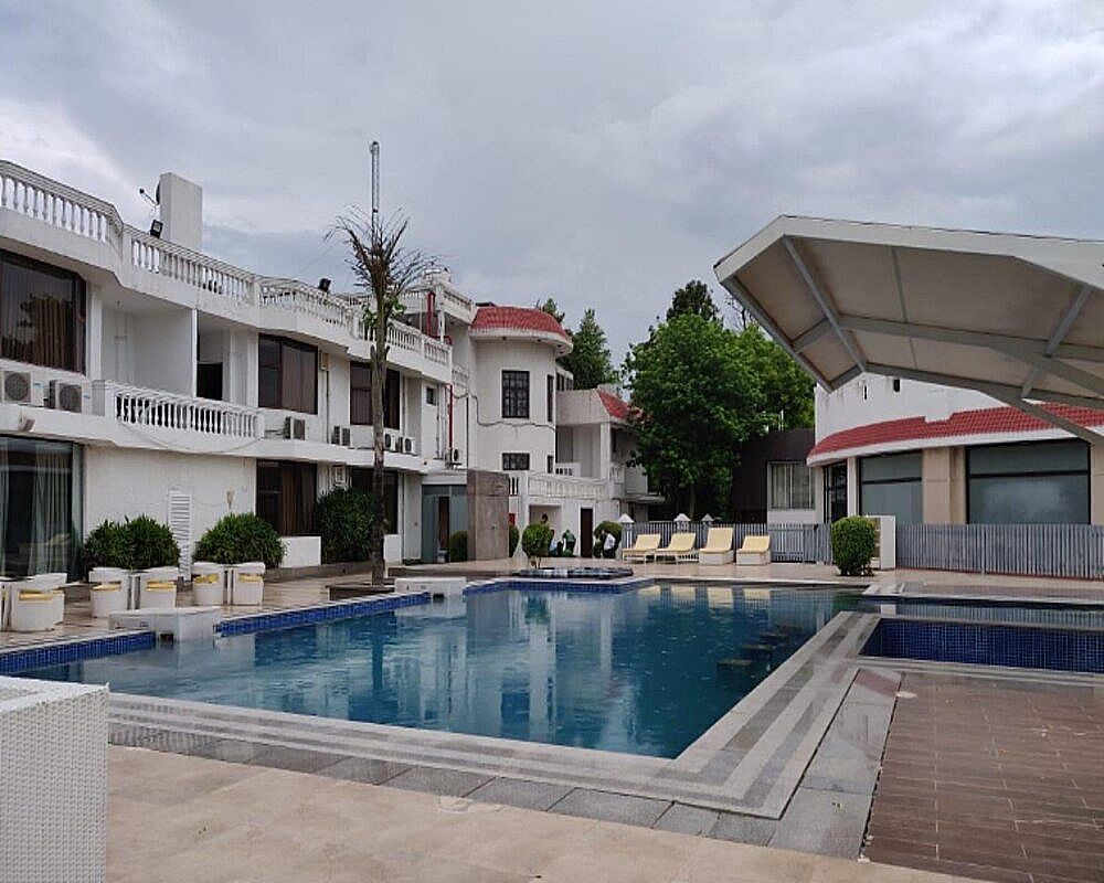 undefined Spara Boutique Resort 5