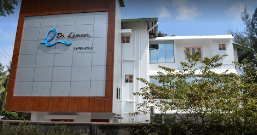 undefined Hotel De Lamour