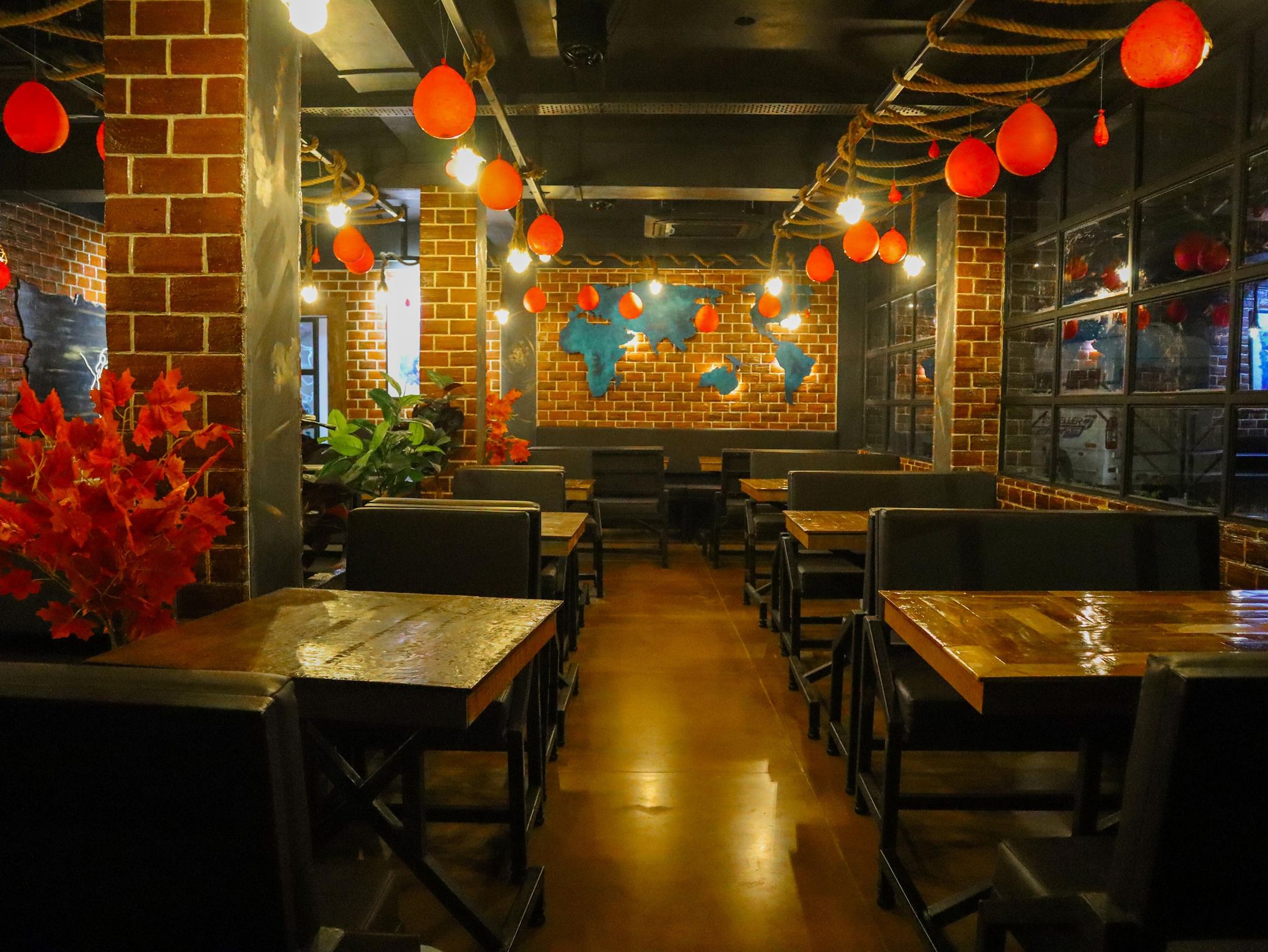 Food & Dining