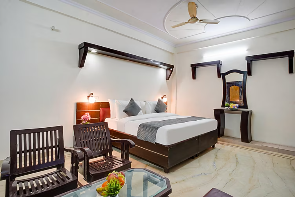 Day Use Room for 6 Hours, From 10 AM to 6 PM