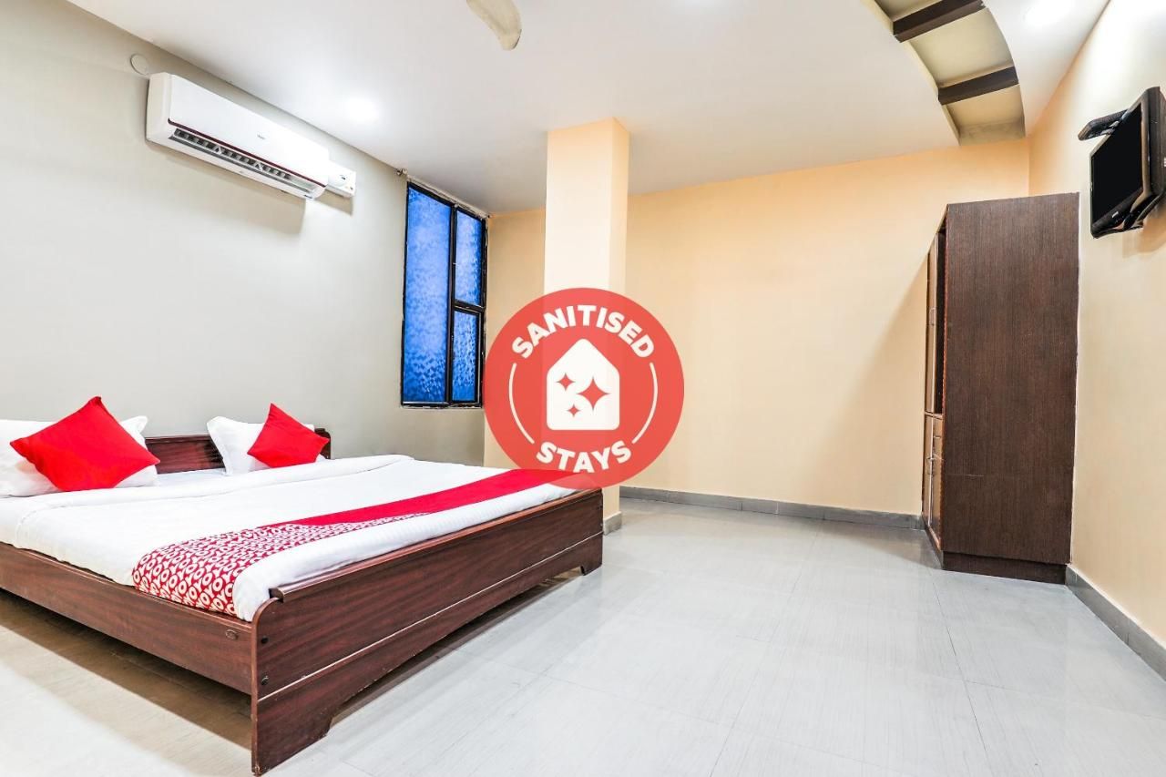 undefined OYO Flagship Sathya Inn 7