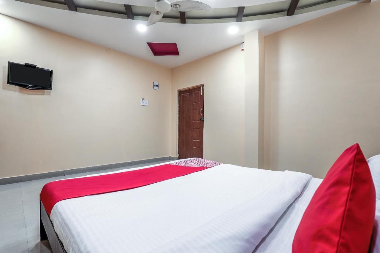 undefined OYO Flagship Sathya Inn 10