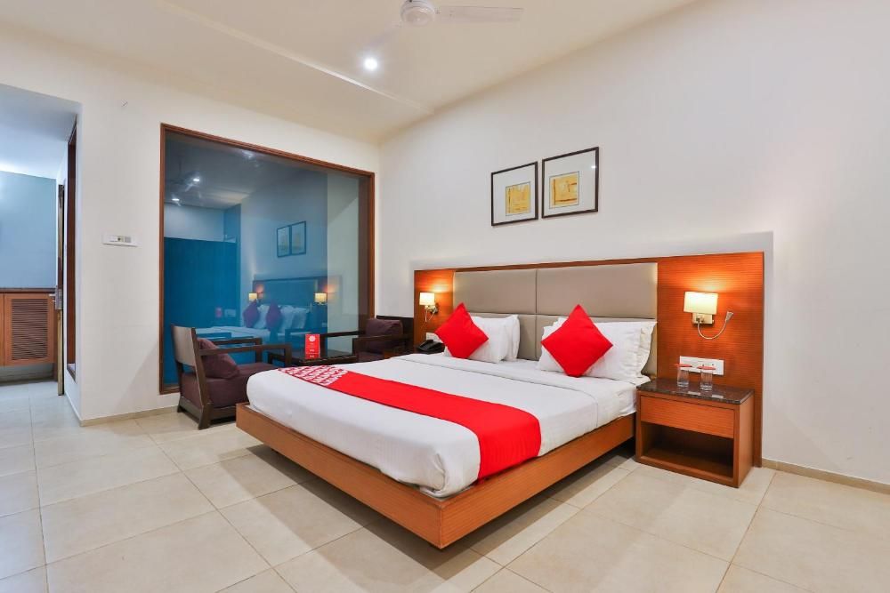 Green Leaf Club DELUXE ROOM