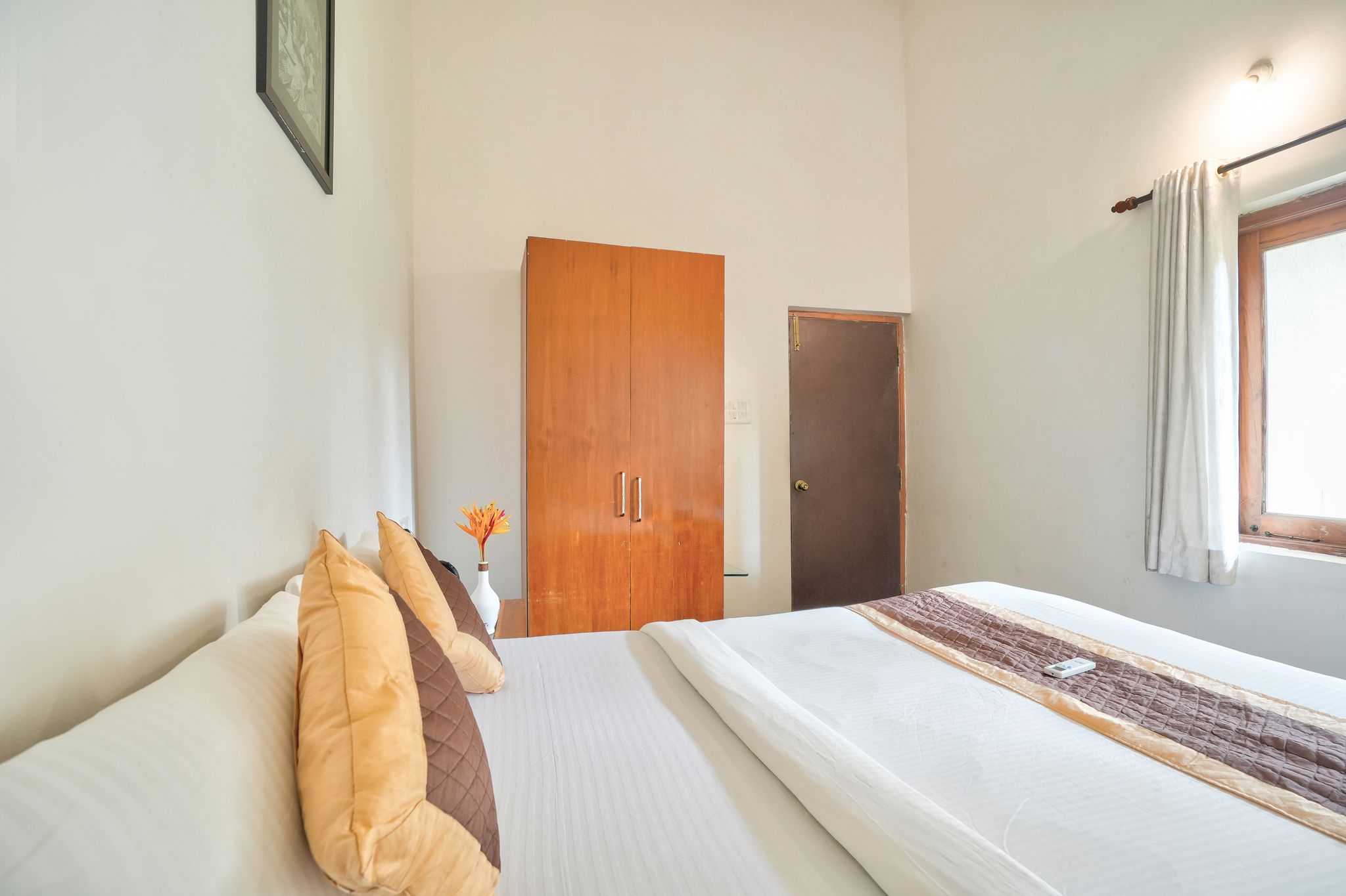 Casa De Royale Suite Rooms With Balcony 9