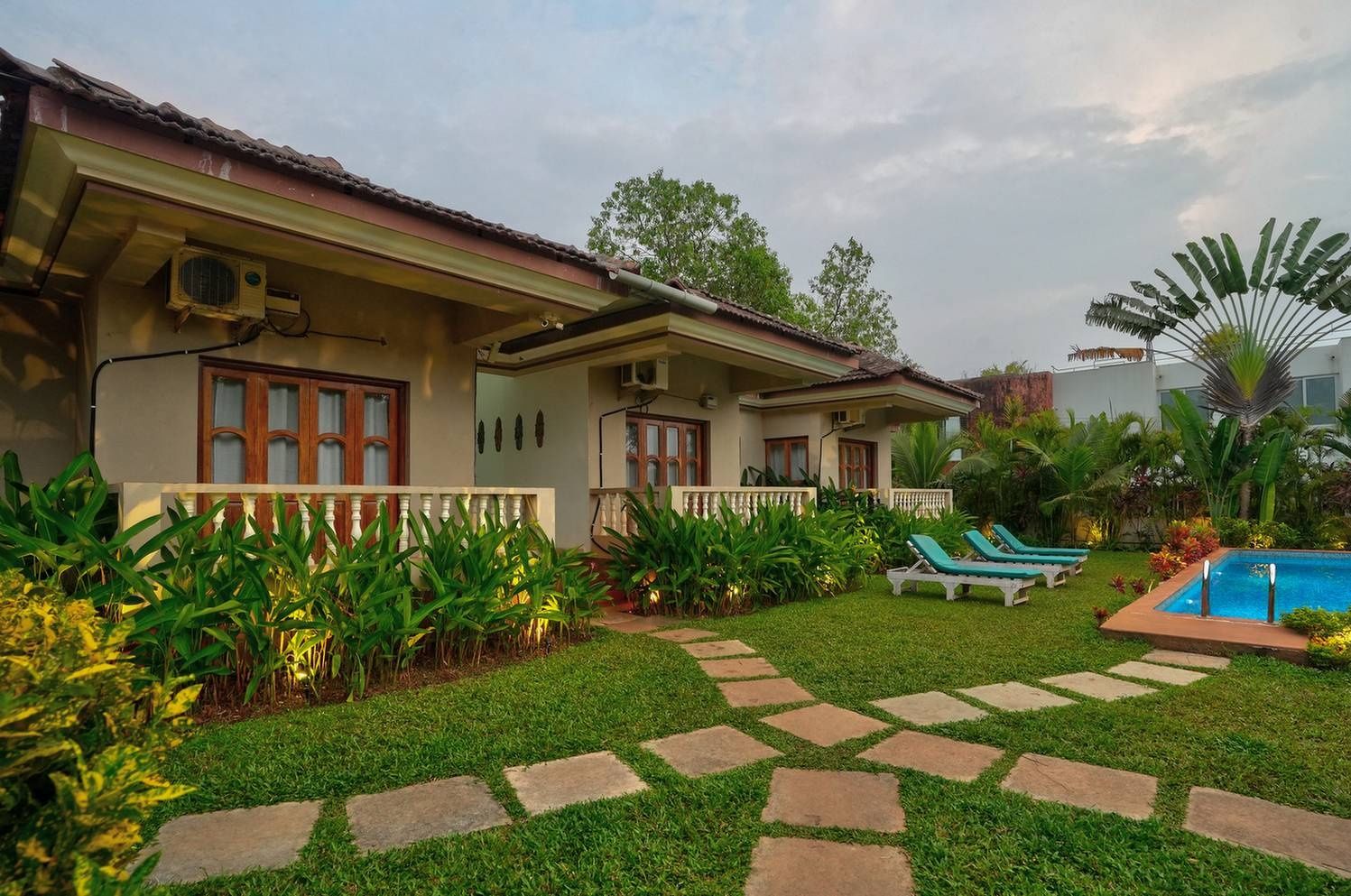 undefined Casa De Royale 7