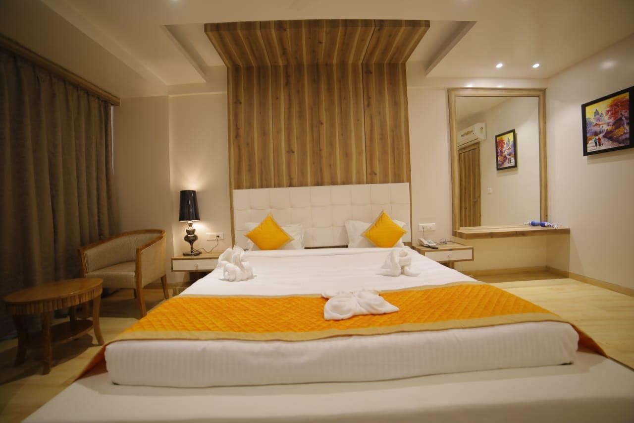 Dhamma Grand Hotel Resort Deluxe Twin Room 2