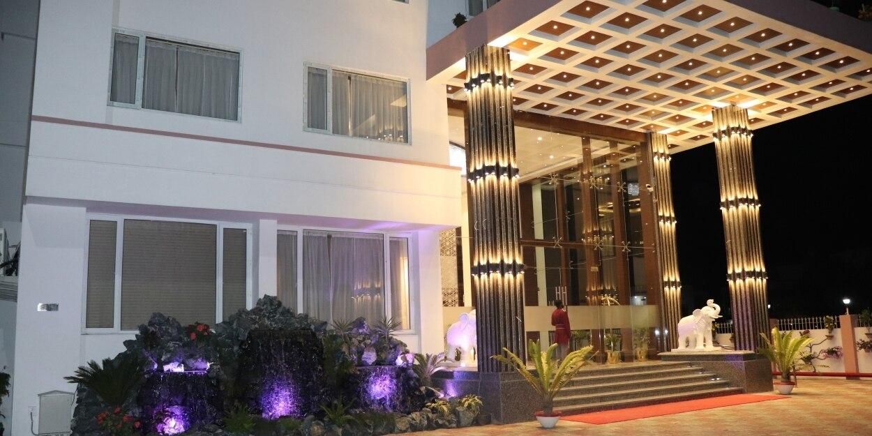 undefined Dhamma Grand Hotel Resort 8