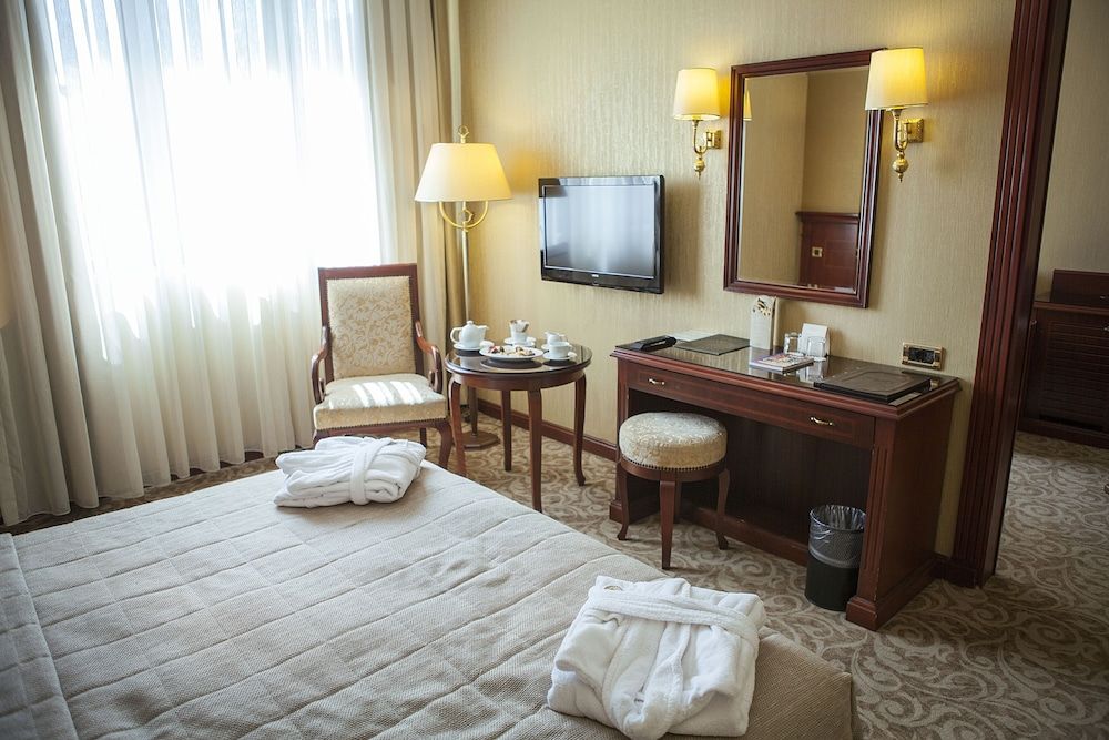 undefined Bilek Istanbul Hotel 3