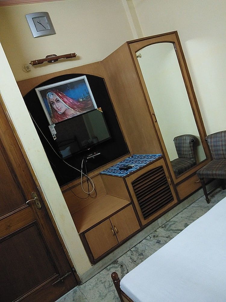 Hotel Shubh Family Room 5