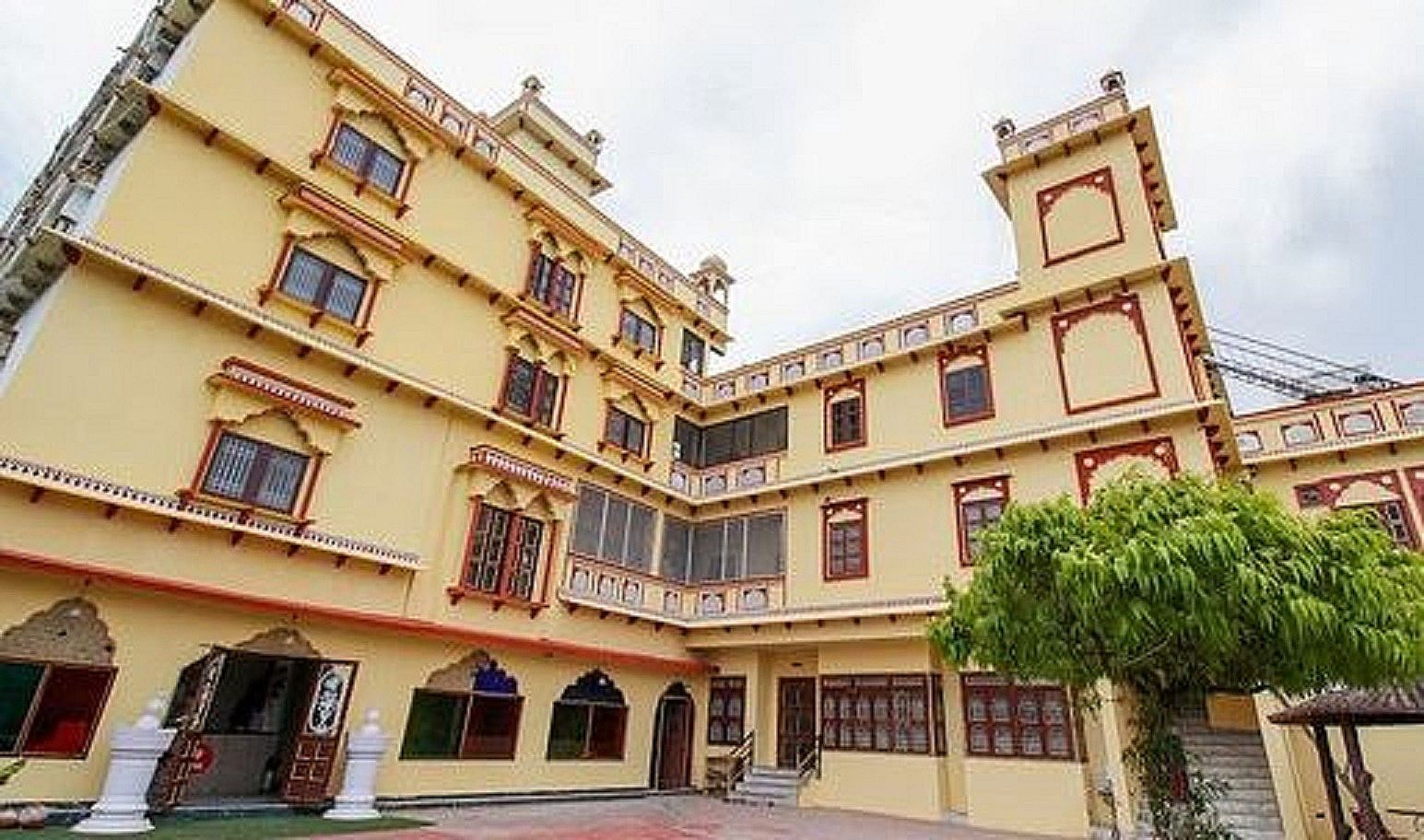 Hotel Exterior