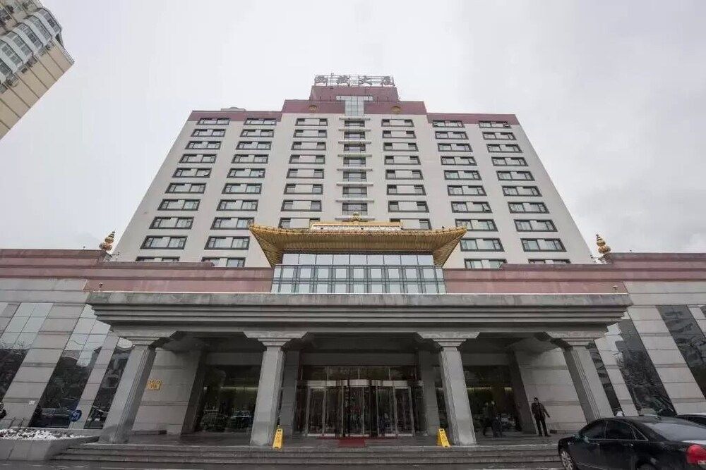 undefined Beijing Tibet Hotel 2
