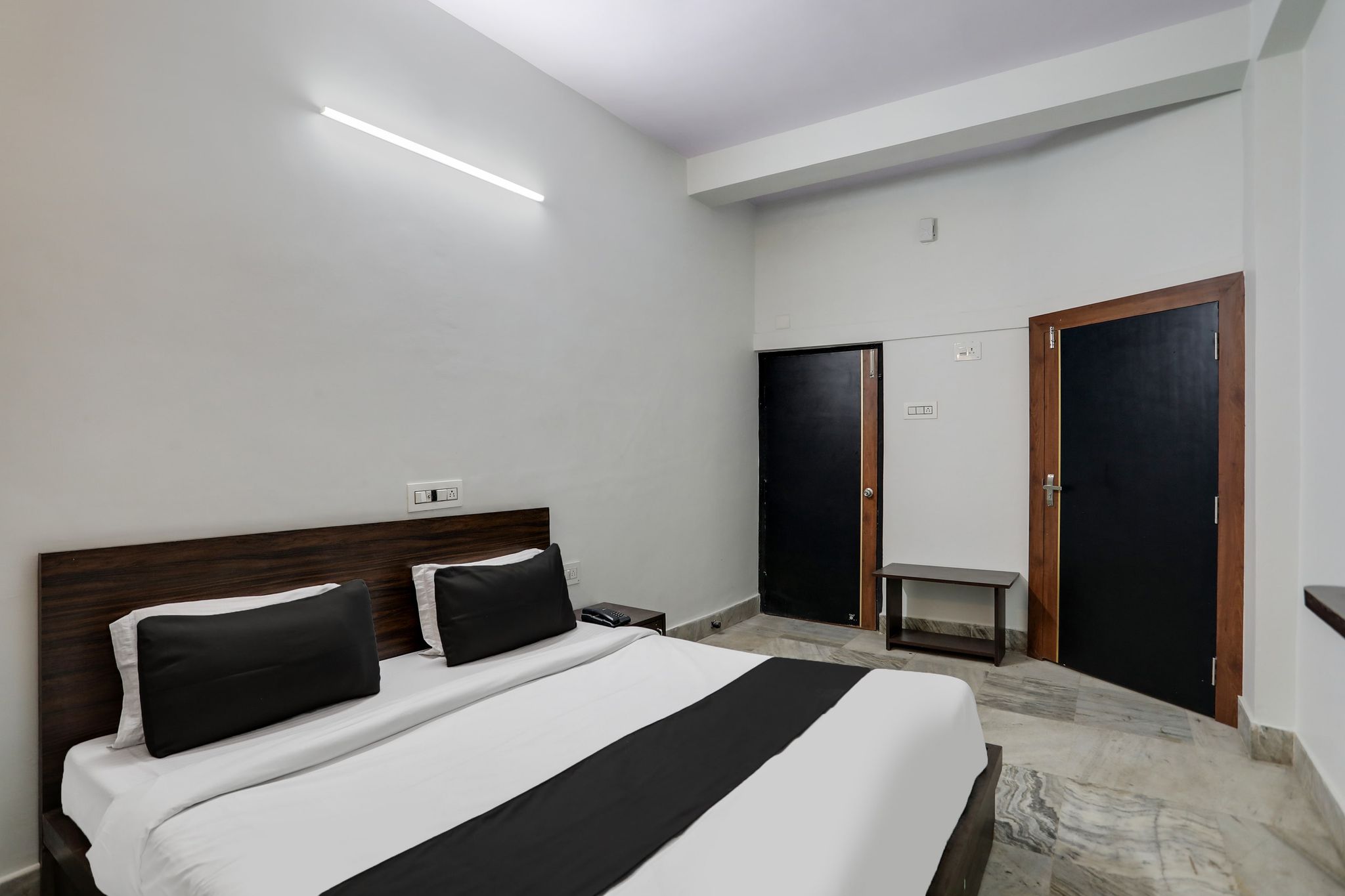 Hotel O Shree Ram Residency Classic Room 9