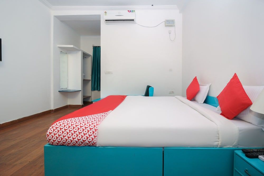 undefined OYO 15518 Hotel Amar 3