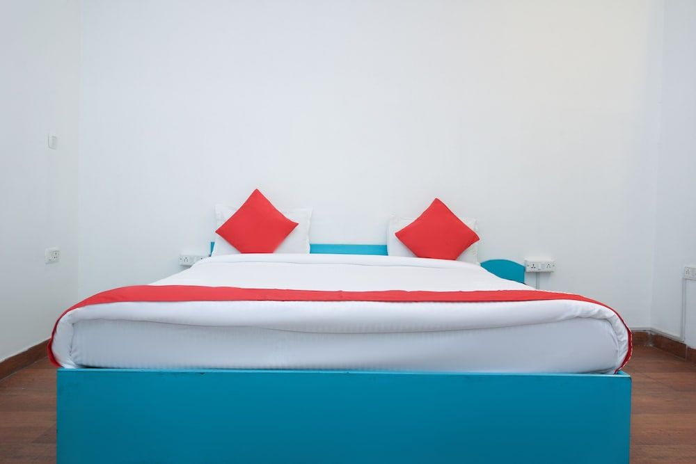 undefined OYO 15518 Hotel Amar 10