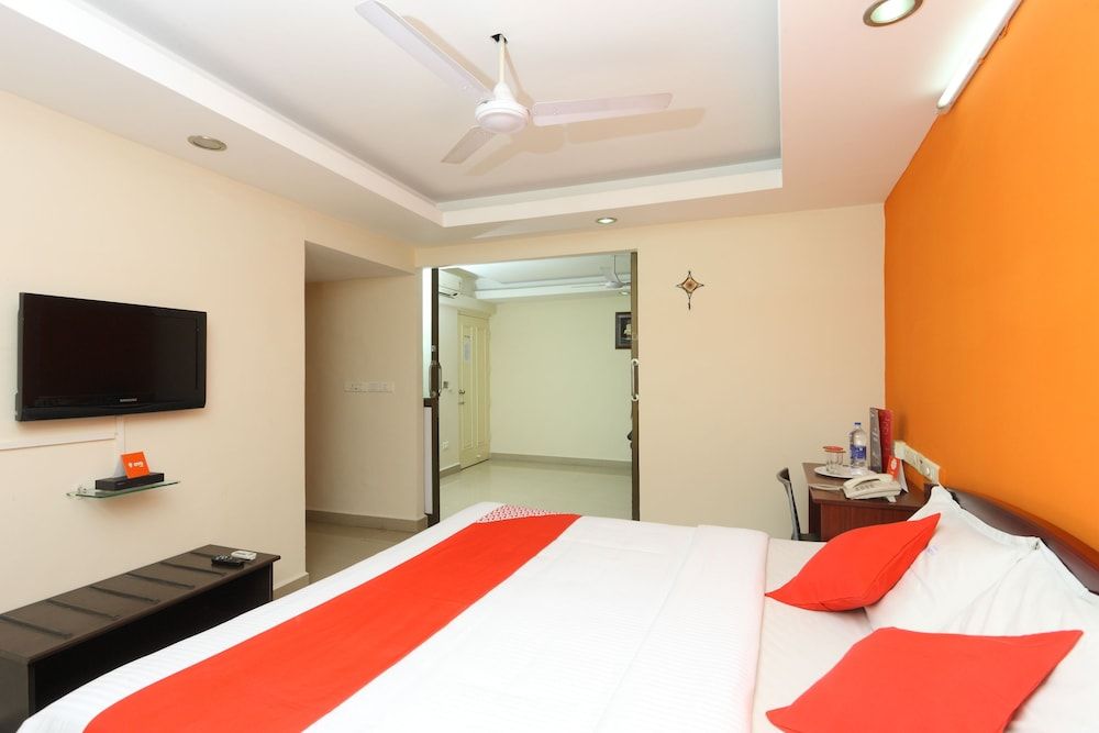 OYO 14404 Guindy Chennai Stays Double or Twin Room 16