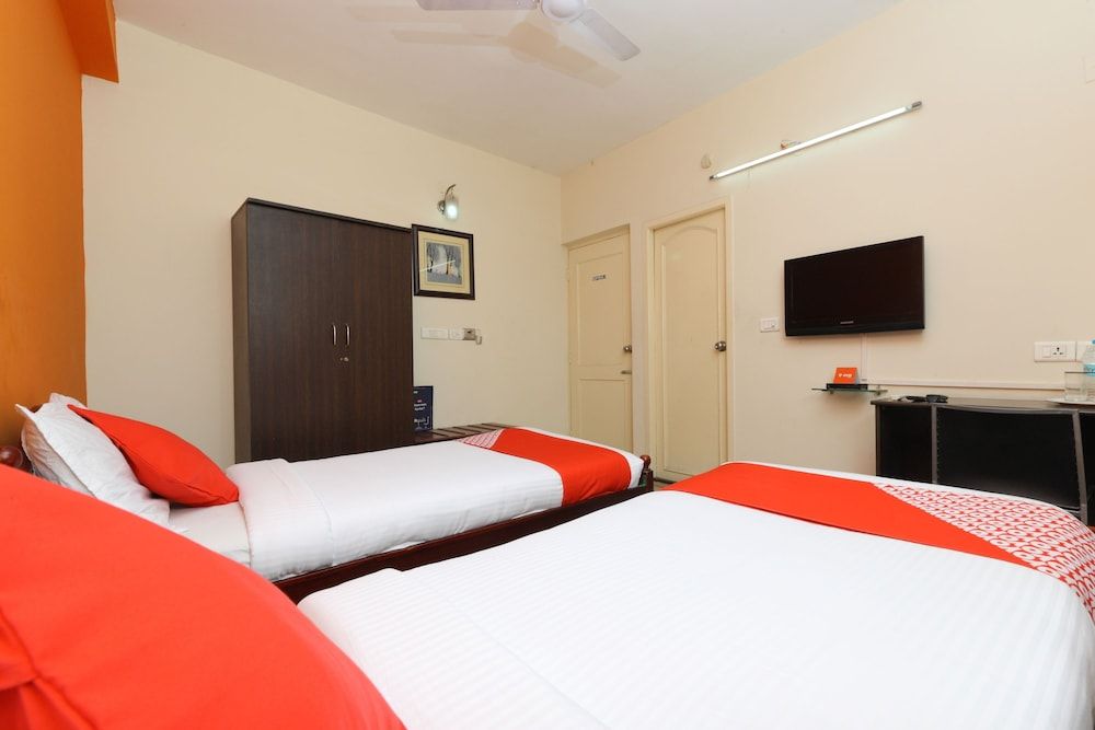 OYO 14404 Guindy Chennai Stays Double or Twin Room 7