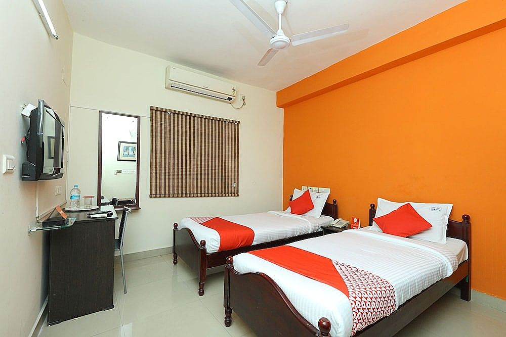 OYO 14404 Guindy Chennai Stays Double or Twin Room 10