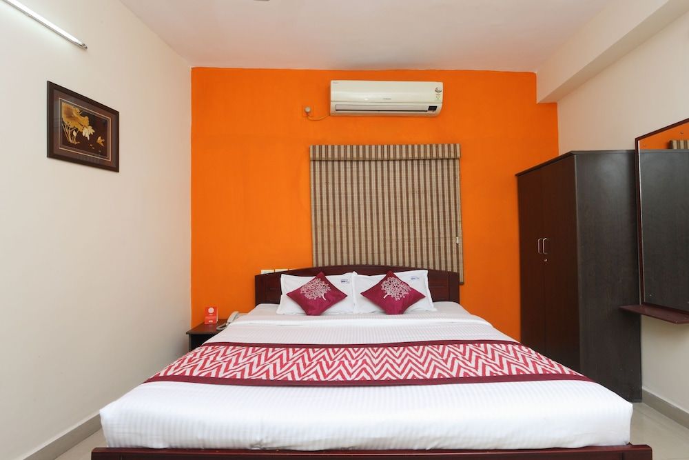 OYO 14404 Guindy Chennai Stays Double or Twin Room 11