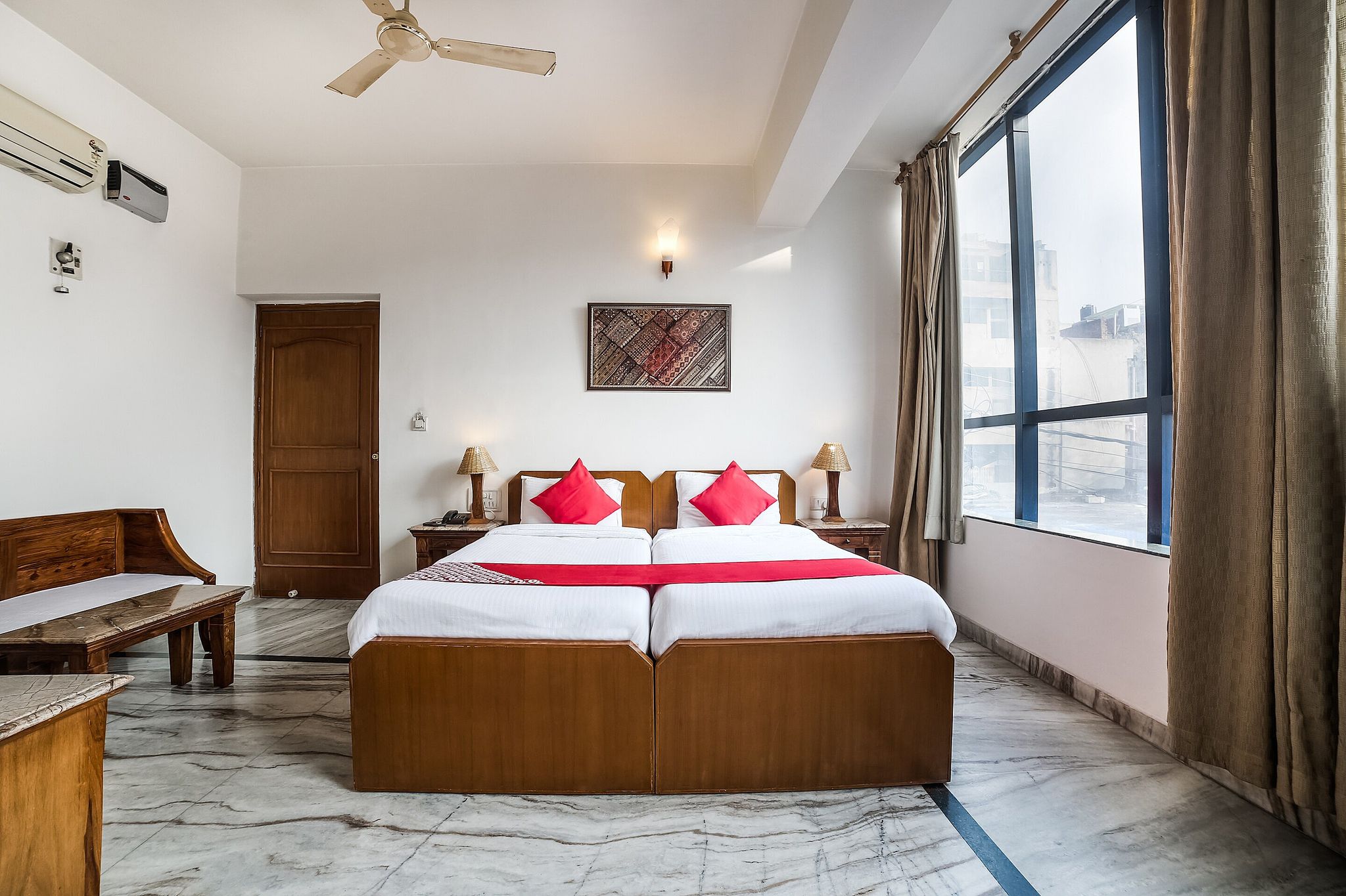 Super Hotel O Sansarchandra Road formerly Luna Rosa Classic 11