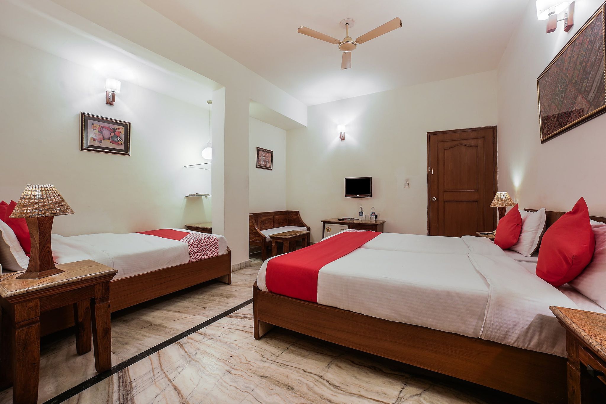 Super Hotel O Sansarchandra Road formerly Luna Rosa Classic