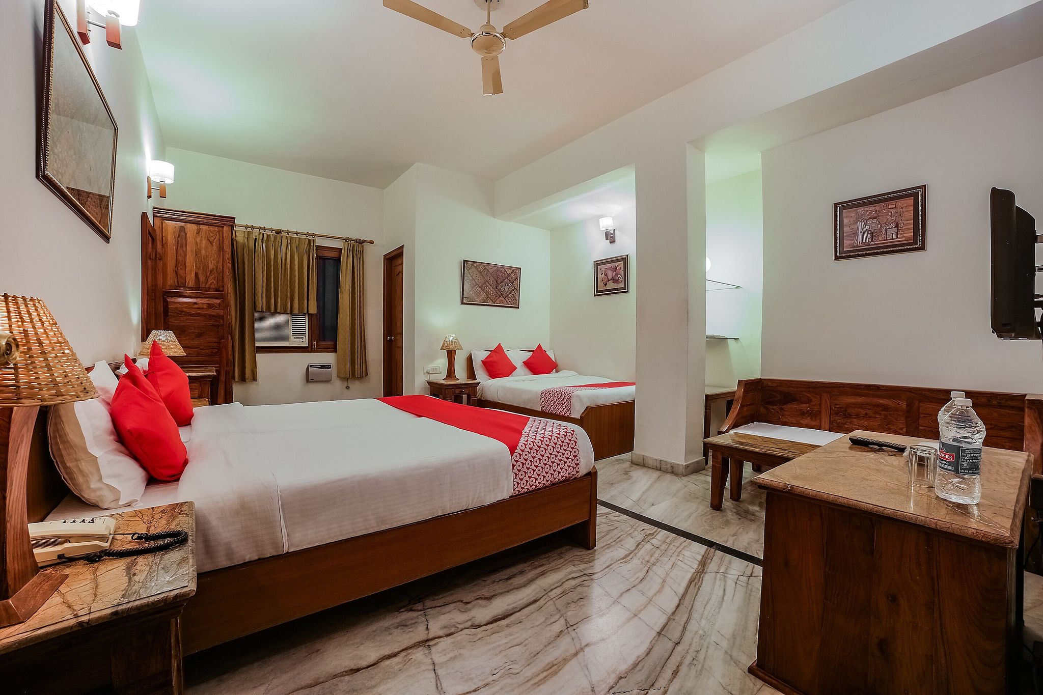 Super Hotel O Sansarchandra Road formerly Luna Rosa Classic 7
