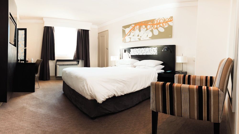 ONOMO Hotel Cape Town - Inn on the Square Standard Room (Queen) 3