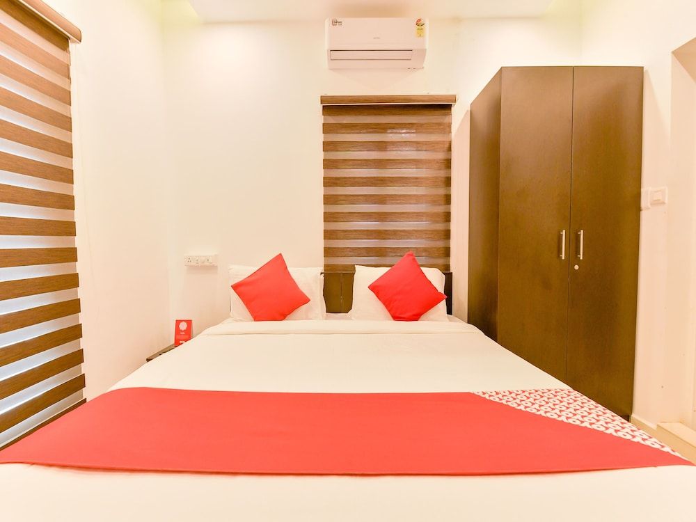 OYO 15973 F Square Double or Twin Room 6