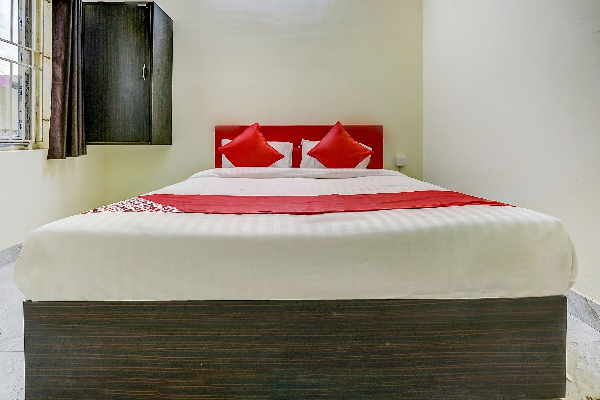 undefined Hotel O Avisi Residency 7