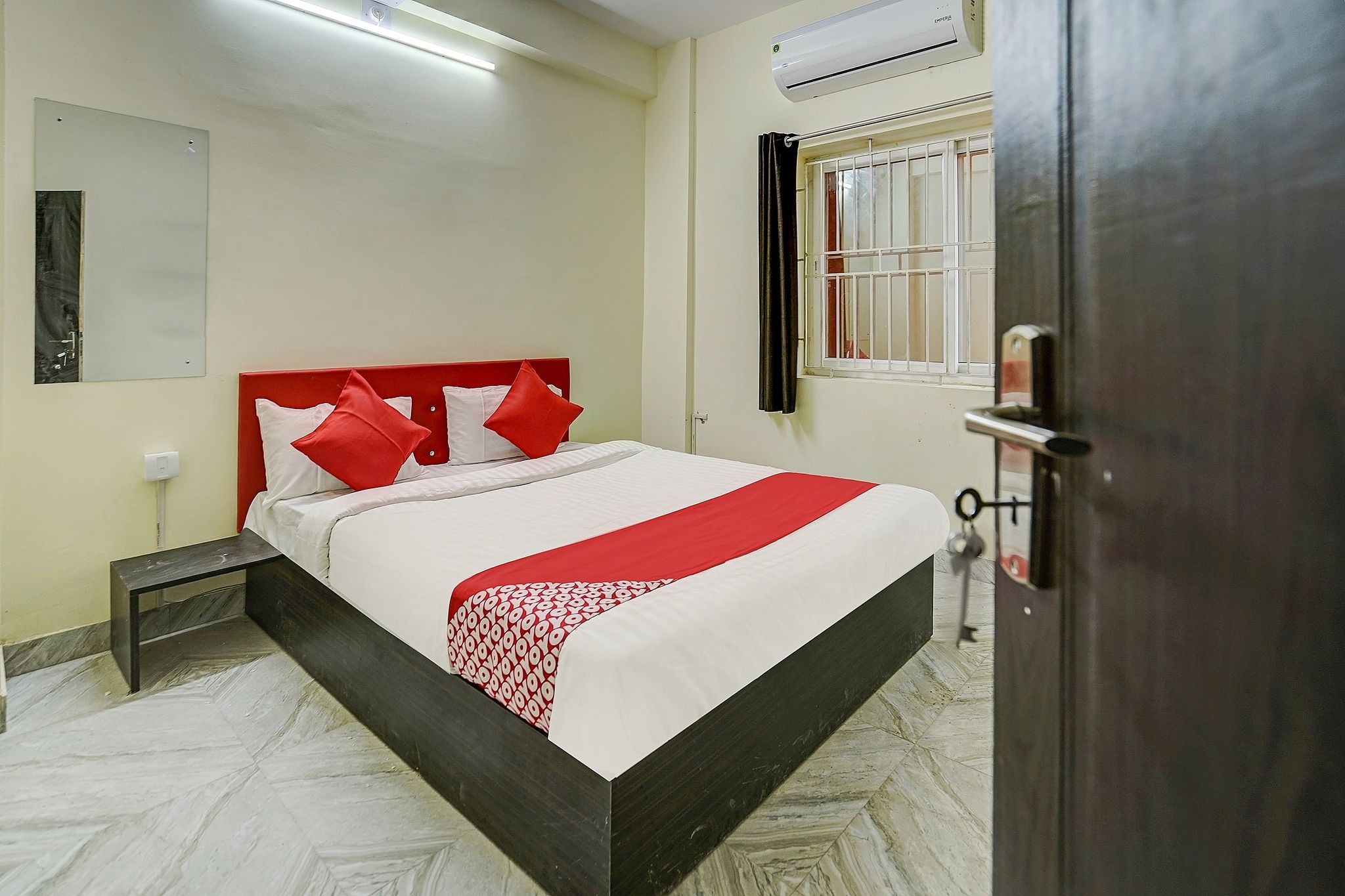 undefined Hotel O Avisi Residency 8