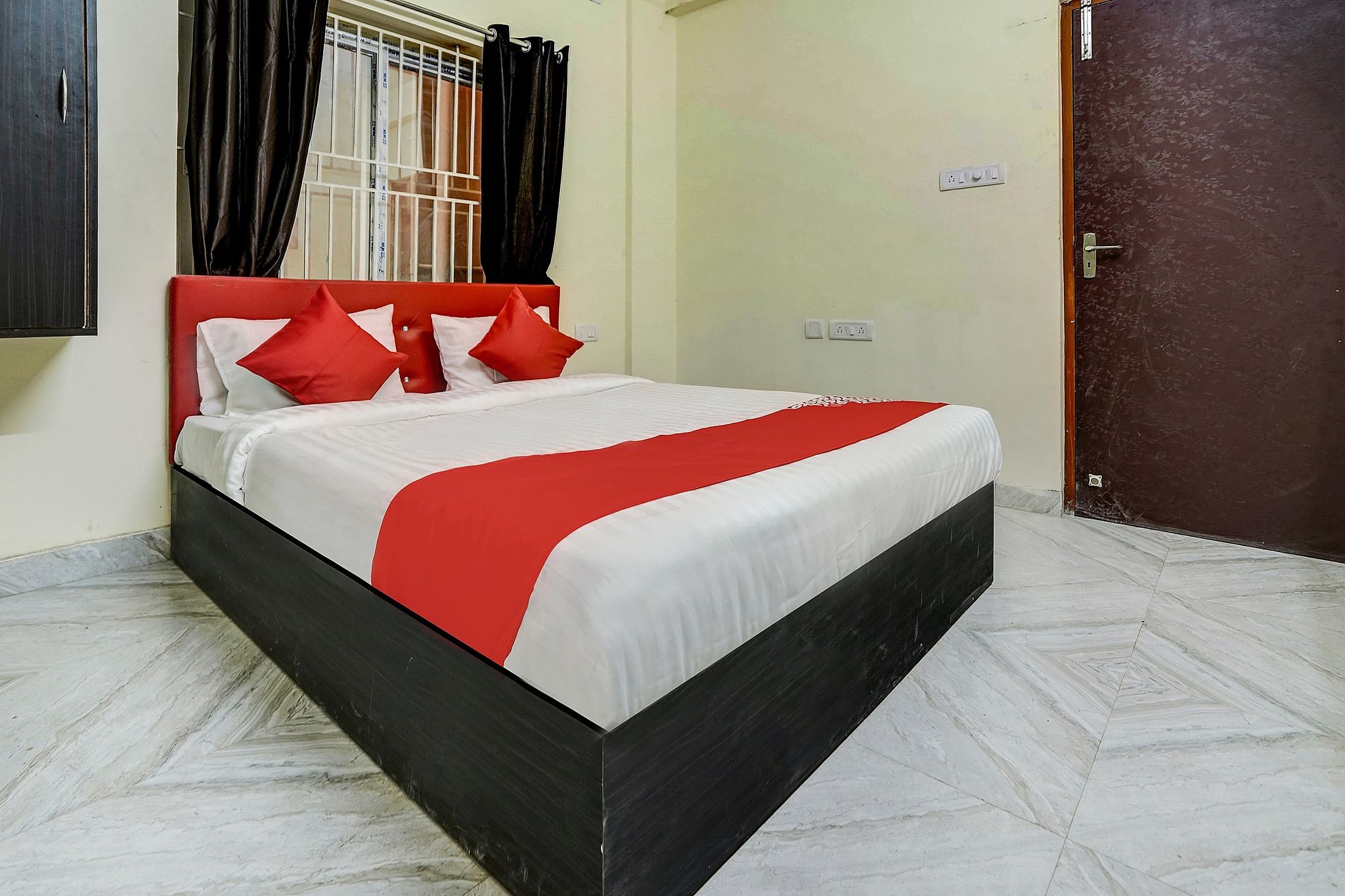 undefined Hotel O Avisi Residency 5