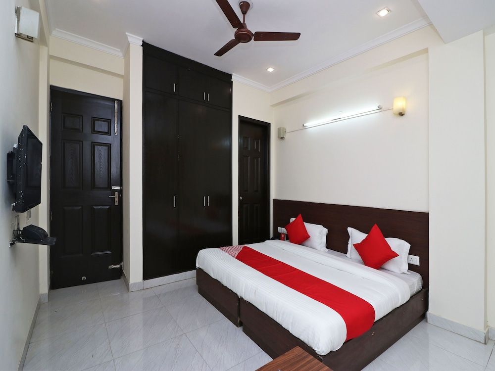 OYO 15685 The Arjun World Standard Room 14