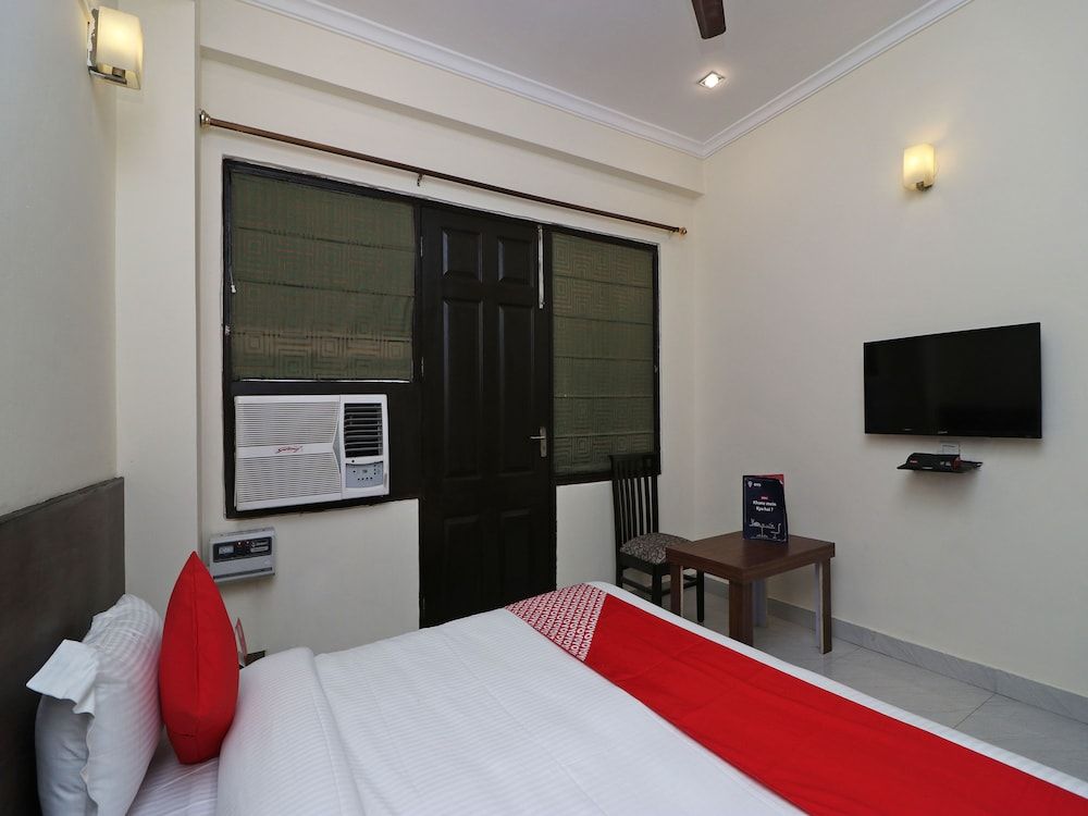OYO 15685 The Arjun World Standard Room 16