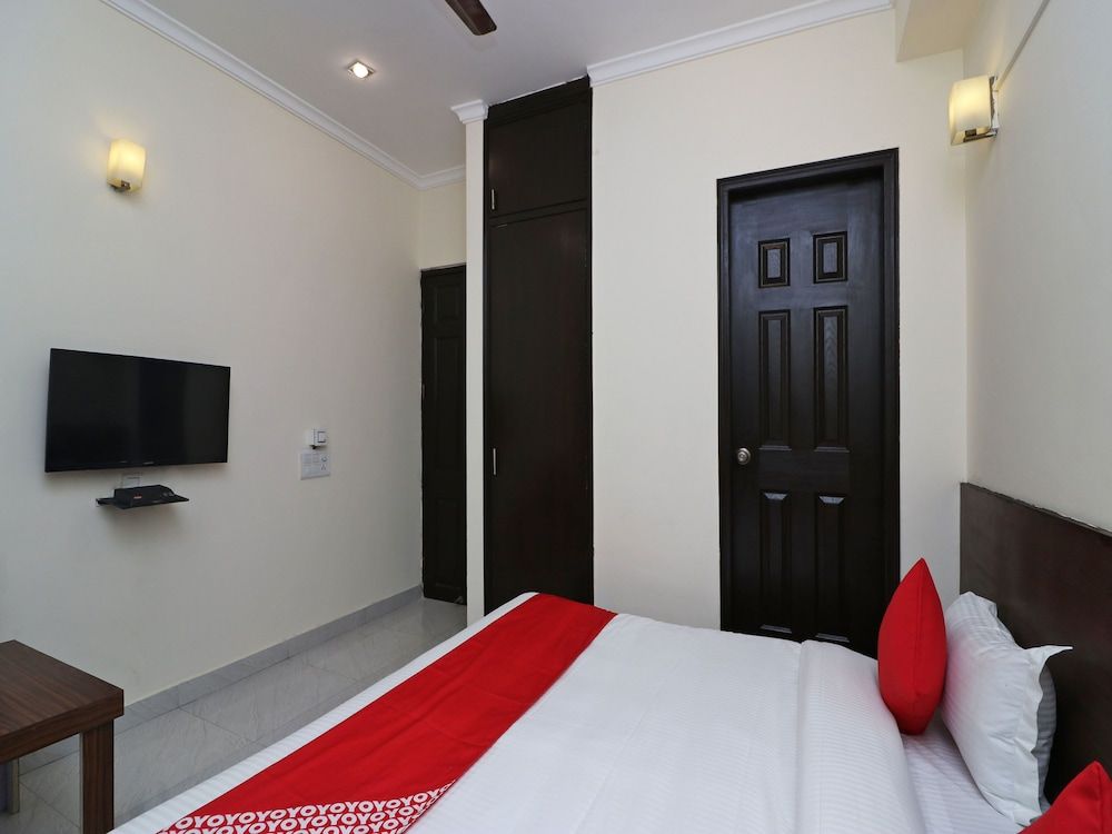 OYO 15685 The Arjun World Standard Room 9