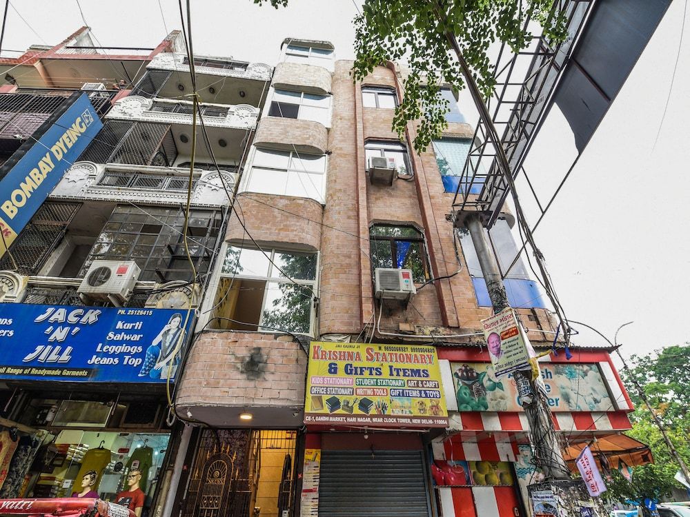 undefined OYO 15764 Hotel Akash Continental
