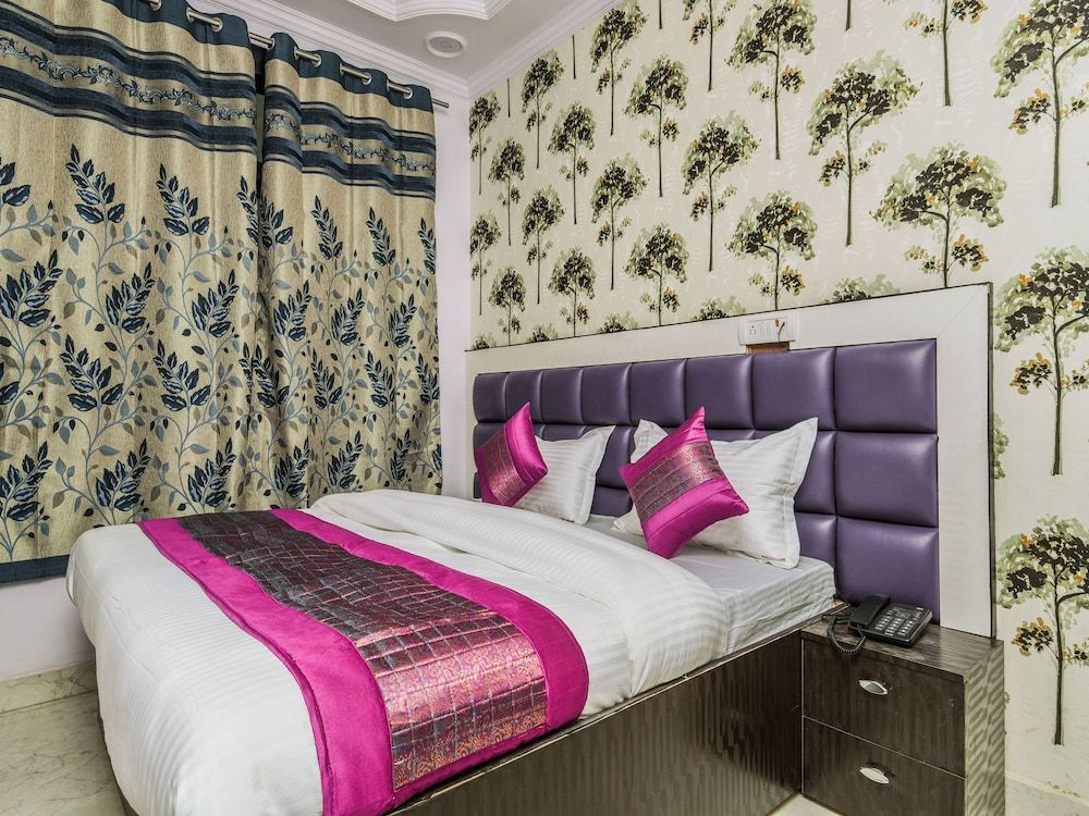 undefined OYO 15764 Hotel Akash Continental 9