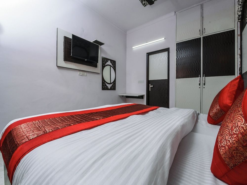 undefined OYO 15764 Hotel Akash Continental 6