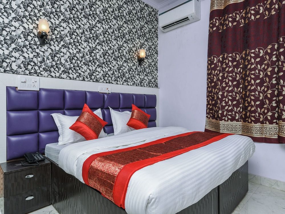 undefined OYO 15764 Hotel Akash Continental 7