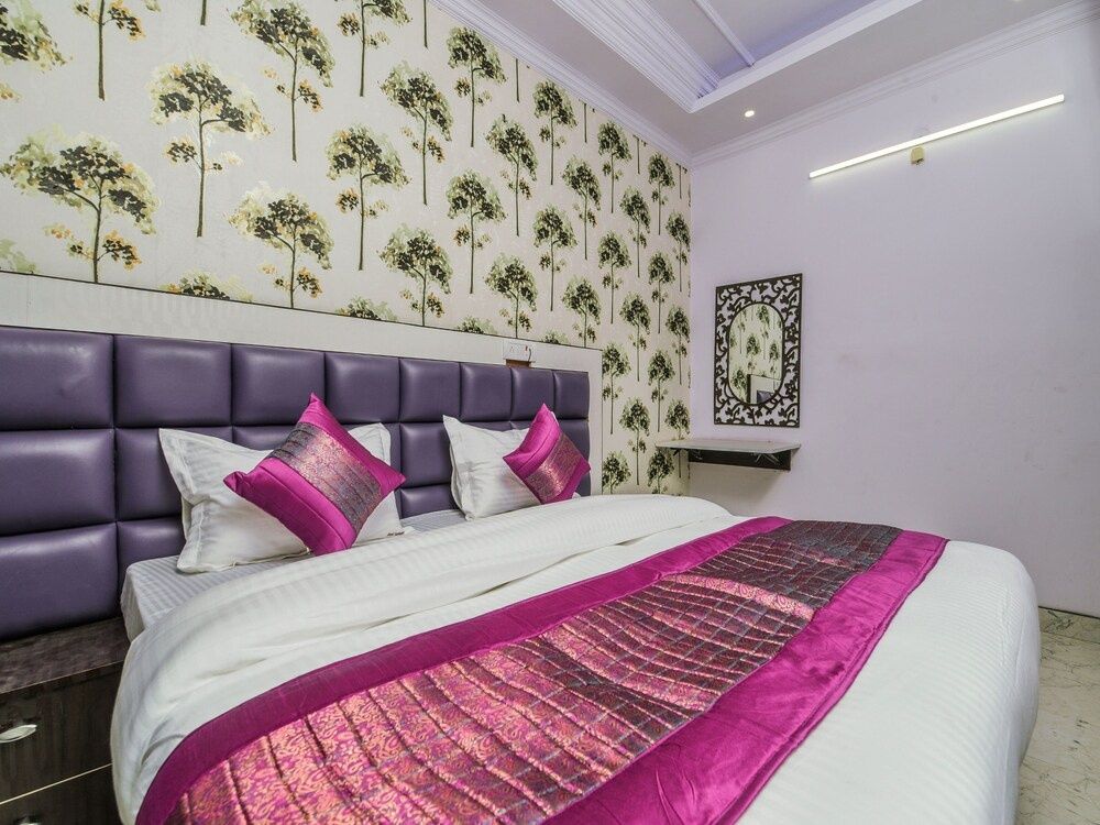 OYO 15764 Hotel Akash Continental Standard Room 15