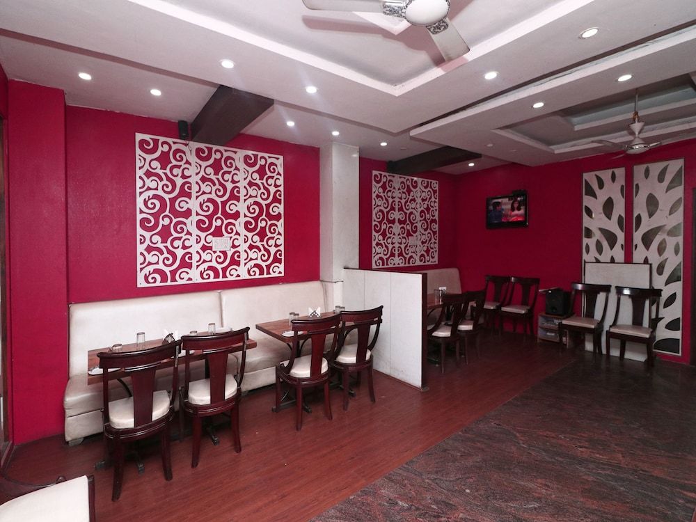 undefined OYO 14931 Hotel Step In 3