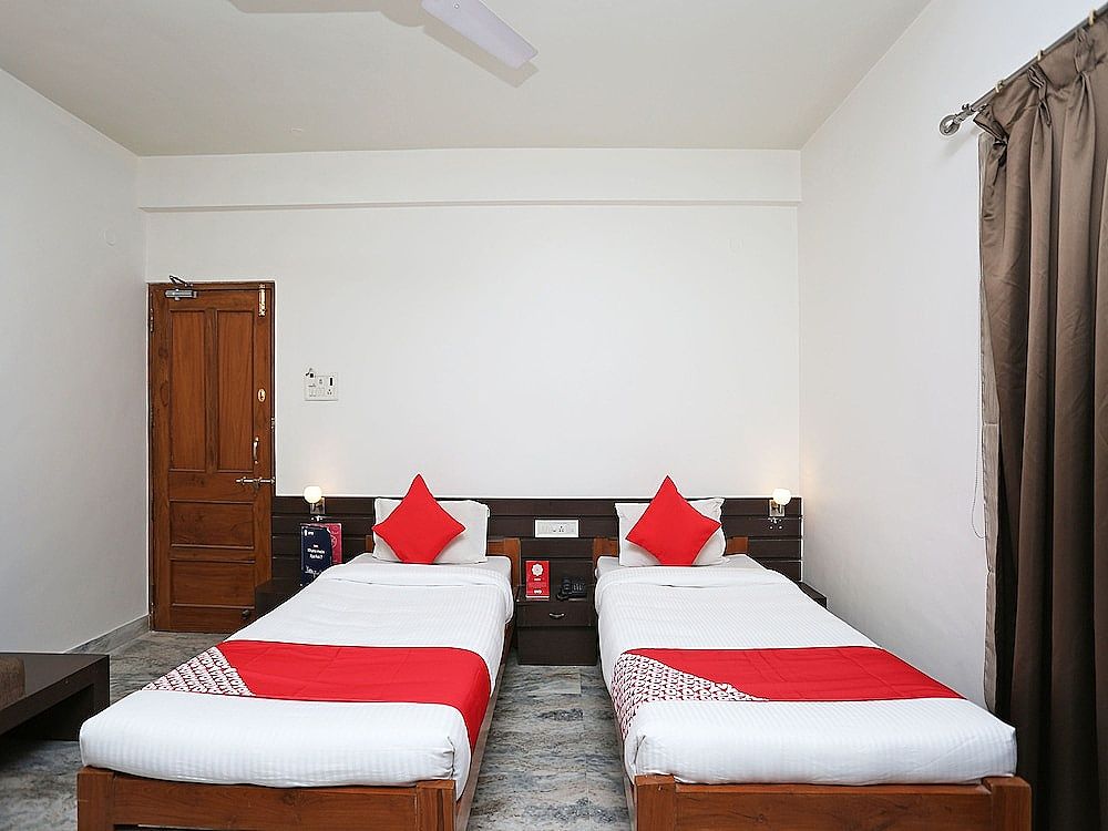 OYO 14577 Vijay Palace Deluxe Double or Twin Room 9