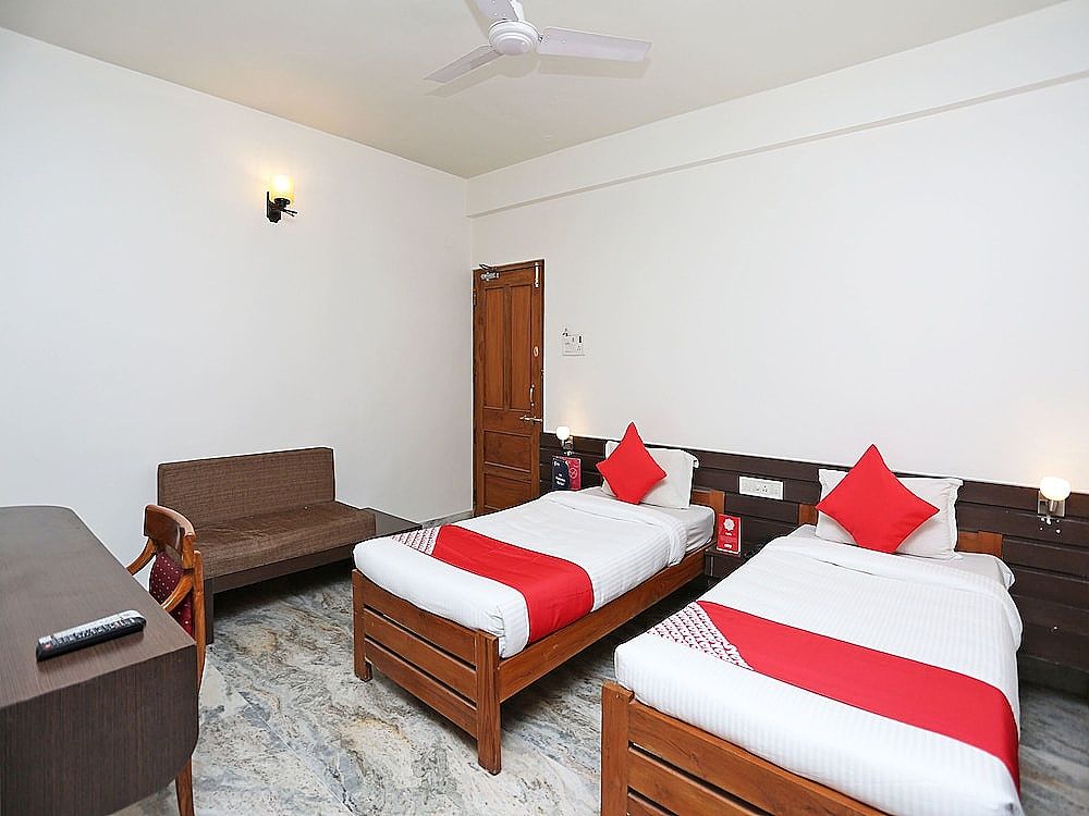 OYO 14577 Vijay Palace Deluxe Double or Twin Room 7