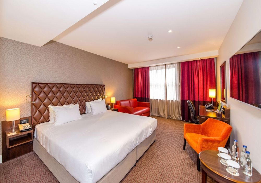 Deluxe Room, 1 King Bed