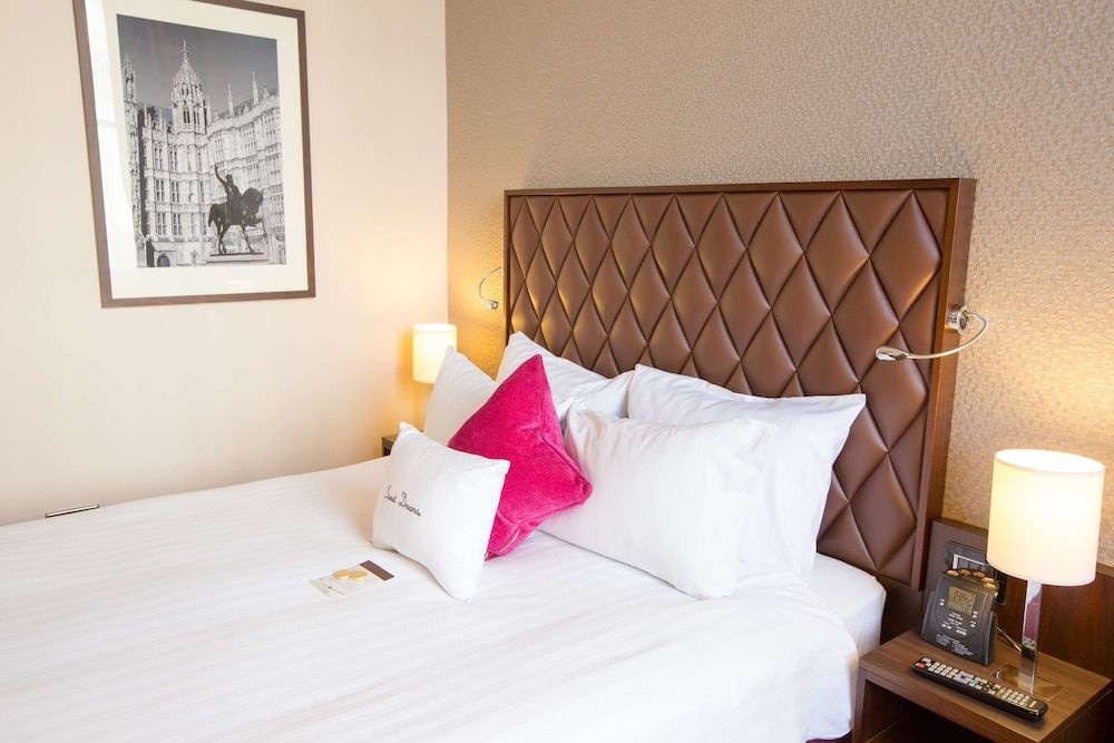 Doubletree by Hilton London Marble Arch Room, 1 Queen Bed 6