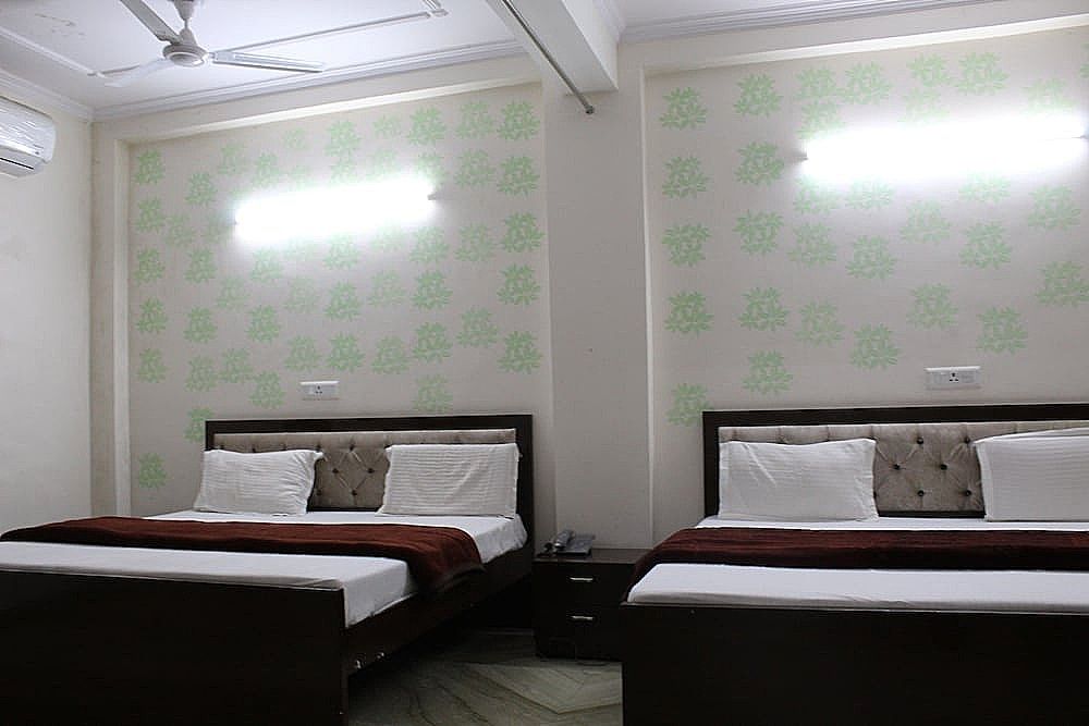 undefined Hotel South Delhi Inn 8