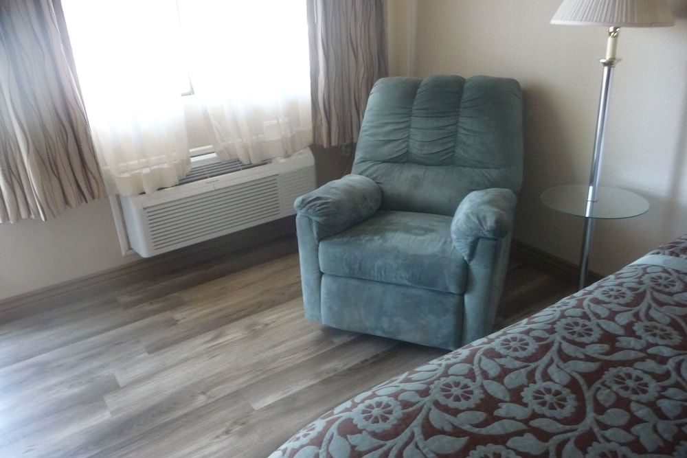 Sierra Inn Standard Room, 2 Queen Beds 30