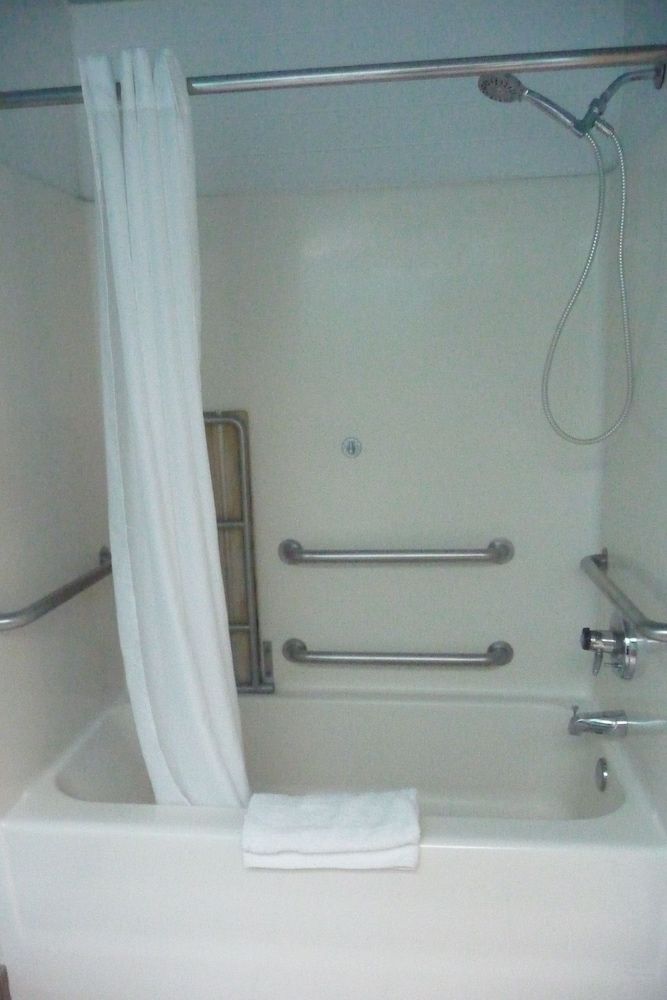 Sierra Inn Standard Room, 2 Queen Beds 25