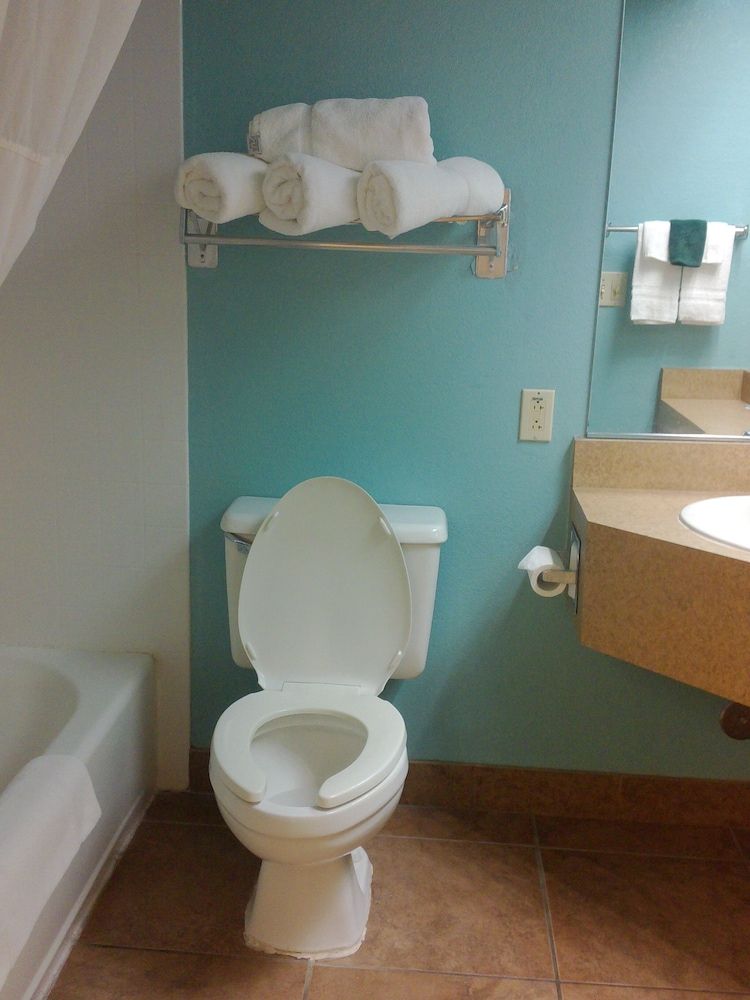 Sierra Inn Standard Room, 1 King Bed 9