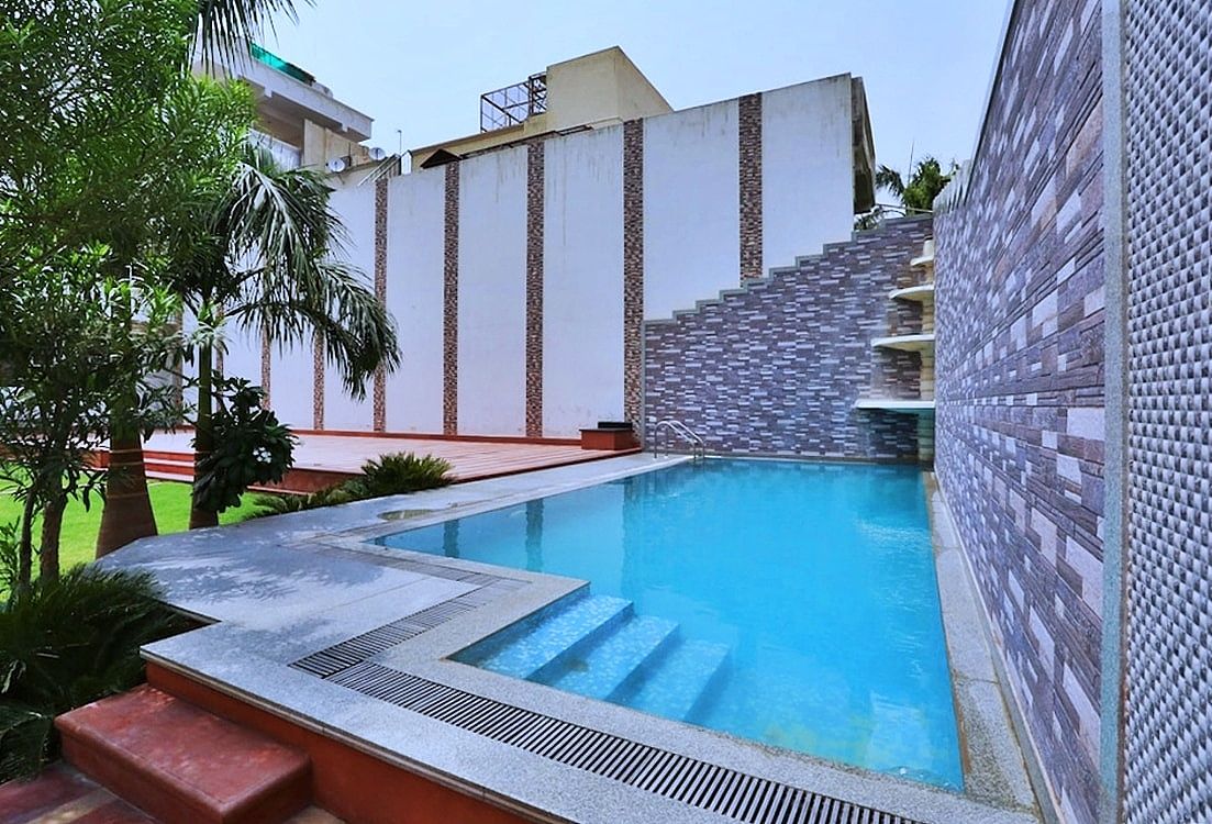 undefined Hotel Marc Royal 5