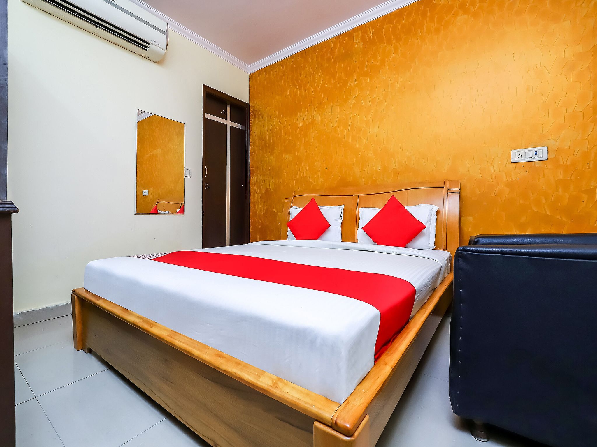 Hotel O J Joy Classic Room 5