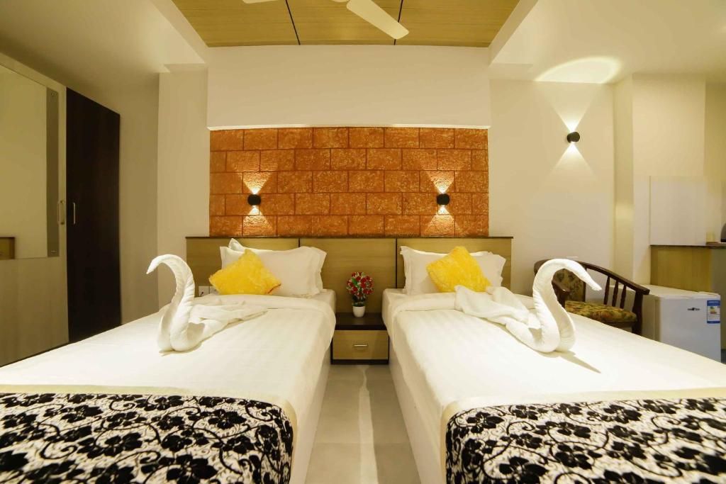 Deluxe Double Room Non AC